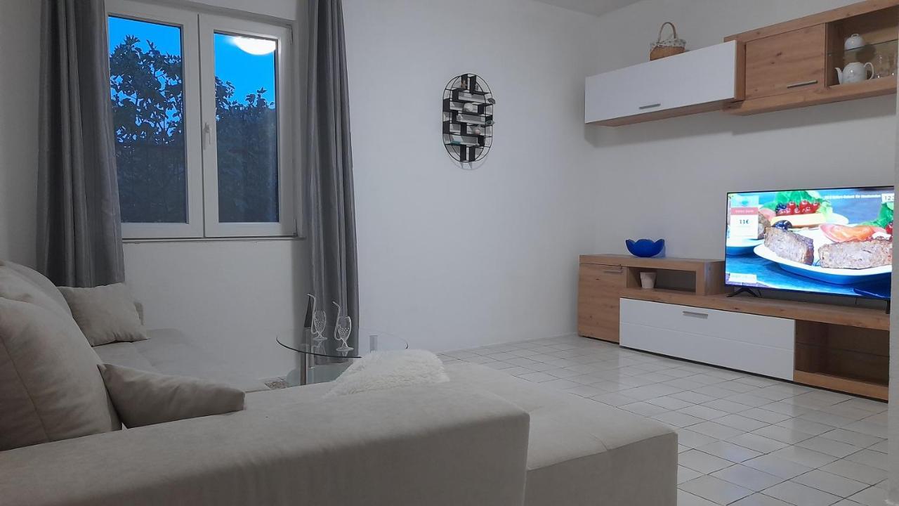 Sunny Holiday Винишче Экстерьер фото